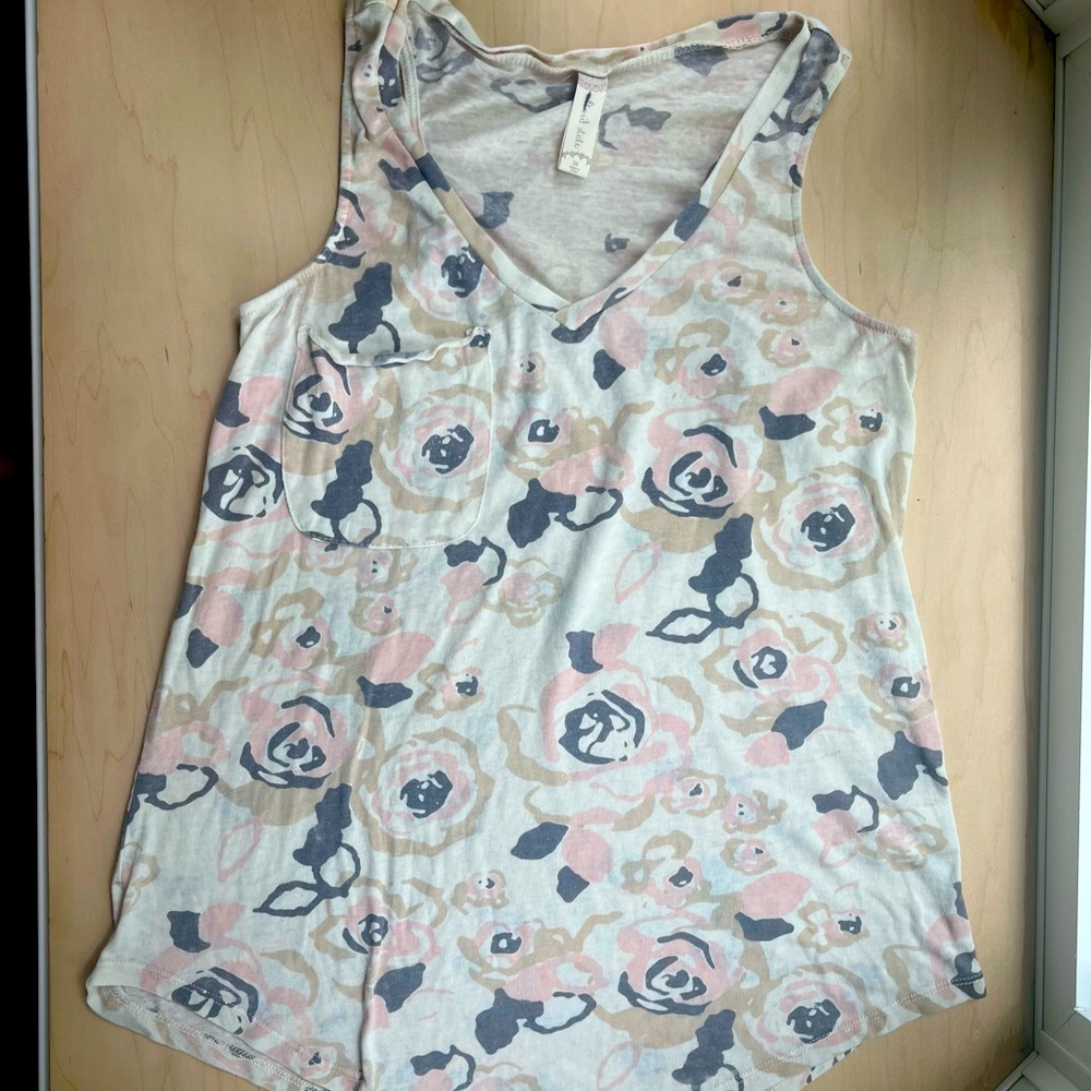 Altar’d State Racerback Tank sz Medium